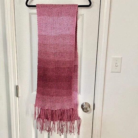 Pink Mauve Rose HANDMADE BIG AND WIDE CROCHET WINTER BLANKET SCARF! - Picture 5 of 7